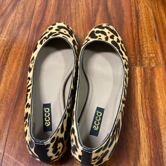 ECCO “Mary” Leopard Print Calf Hair Ballet Flats EUR 38 US 7-7.5 - Picture 1 of 5